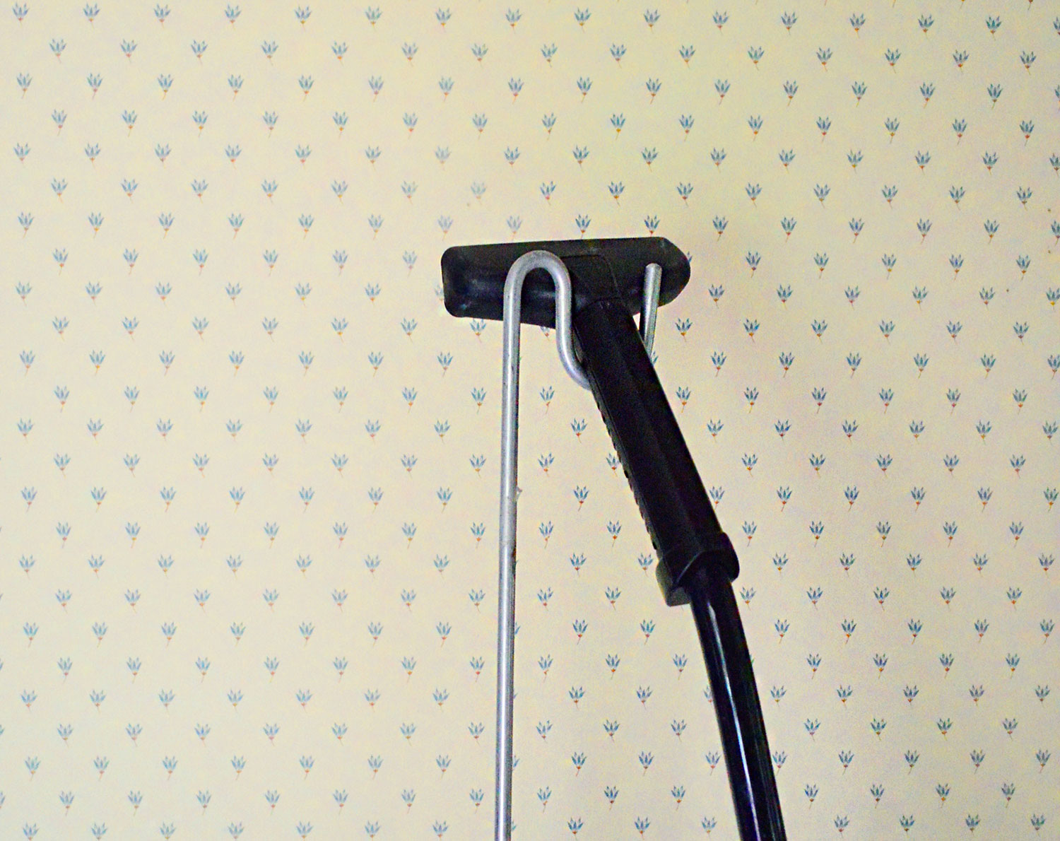 How To Remove Wallpaper: 4 Proven Methods